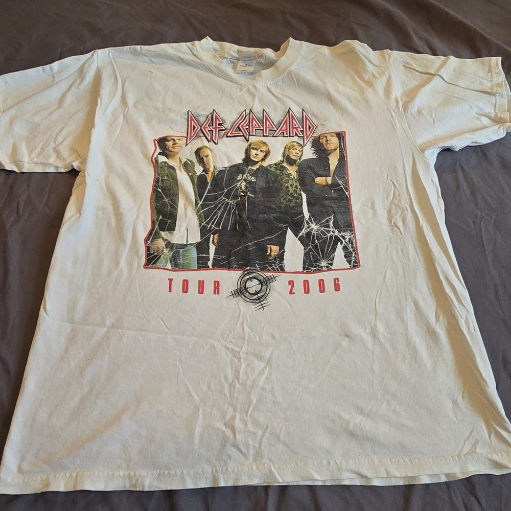Gildan White Def Leppard Tour 2006 Men's Tee